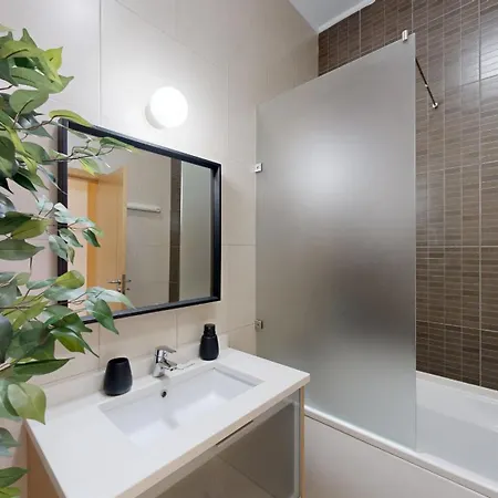 Apartment T0 Mfa, 400m Dos Pescadores *